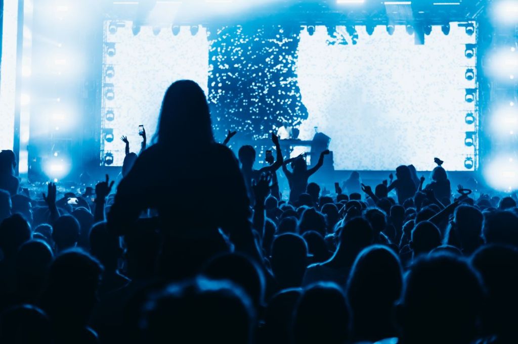 Countdown to Showtime: A Day in NJ Before the Big&nbsp;Concert